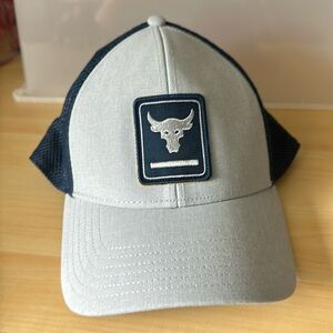 Project rock trucker hat - Under Armour